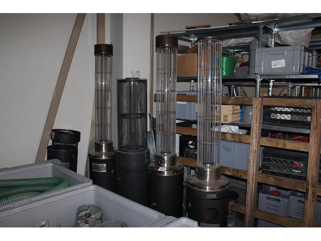 Vijf incomplete terrasverwarmingen o.a. eurom. - afbeelding 1 van  4