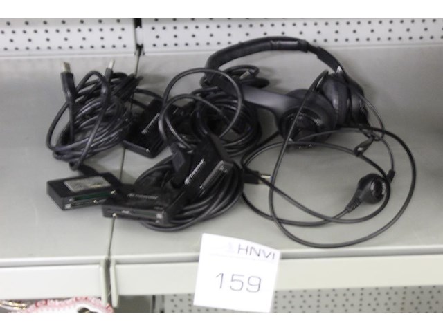 Vijf kaartlezers trancend en headset logi - afbeelding 1 van  2