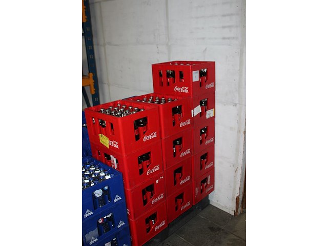 Vijf kratten coca cola. tht 7-2027. - afbeelding 2 van  3
