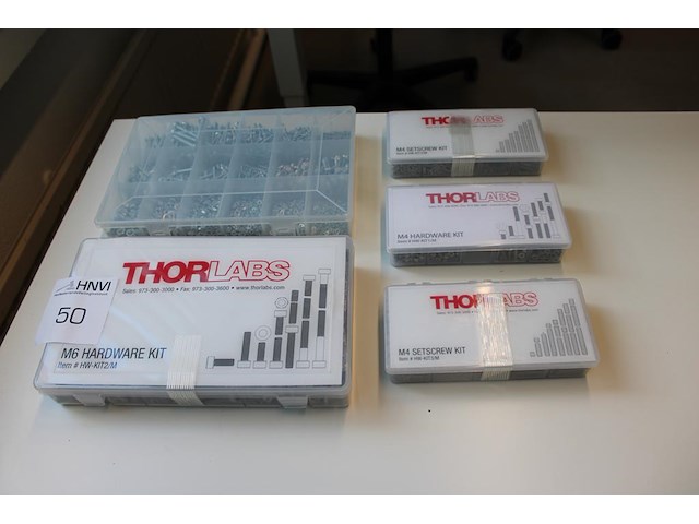 Vijf organizers o.a. thor labs, m4 en m6. - afbeelding 1 van  5
