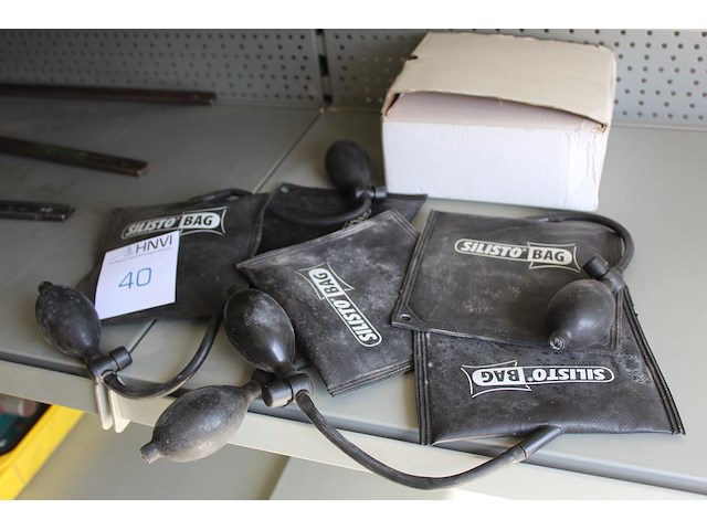 Vijf silisto bags / montagekussens. - afbeelding 1 van  2