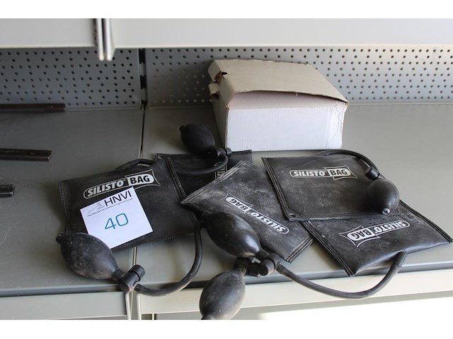 Vijf silisto bags / montagekussens. - afbeelding 2 van  2