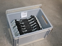 Vijftien lijmklemmen hbm in kunststof krat. - afbeelding 1 van  2