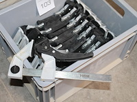 Vijftien lijmklemmen hbm in kunststof krat. - afbeelding 2 van  2