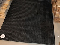 Vijftig rubber beschermingsmatten t.b.v. laadkabel. afmeting 1 x 2 m. worden voor de hand uitgegeven vanaf ... - afbeelding 3 van  3