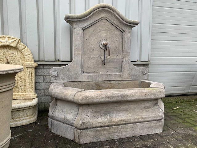 Vijvers en fontijn - afbeelding 3 van  4