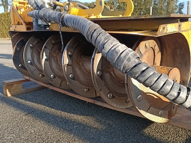 Vijzel sloot- en bermonderhoud hemos - afbeelding 6 van  9