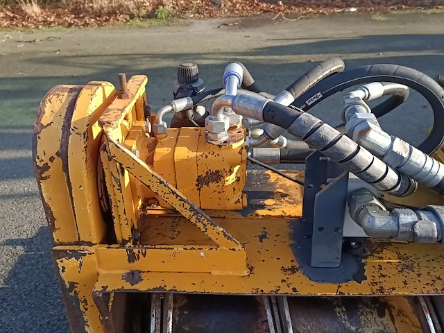 Vijzel sloot- en bermonderhoud hemos - afbeelding 8 van  9