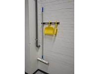 Vikan hygiene wandhouder inclusief vikan schoonmaak producten - afbeelding 2 van  3