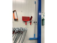 Vikan hygiene wandhouder inclusief vikan schoonmaak producten - afbeelding 5 van  5