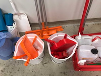 Vikan schoonmaak materialen - afbeelding 1 van  3