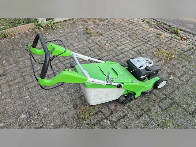 Viking - grasmaaier - afbeelding 4 van  4