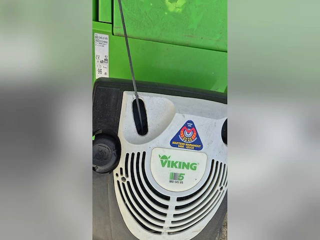 Viking - grasmaaier - afbeelding 1 van  4