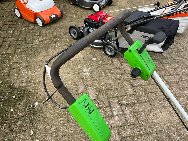 Viking lb540 verticuteermachine - afbeelding 4 van  8