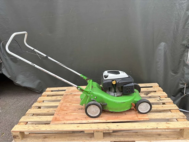 Viking mb 253 grasmaaier - afbeelding 1 van  2
