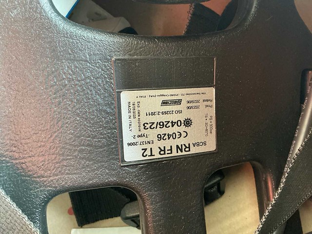 Viking solas reddingsvesten (6x) incl. spasciani ademluchtset en immersion suit (2x) - afbeelding 14 van  15