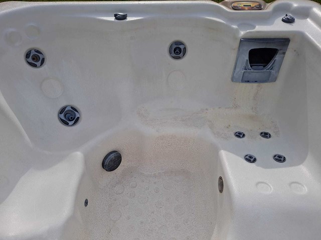 Viking spa 6 persoons jacuzzi en buitenspa - afbeelding 2 van  30