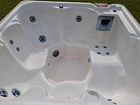 Viking spa 6 persoons jacuzzi en buitenspa - afbeelding 4 van  30