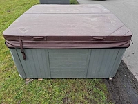 Viking spa 6 persoons jacuzzi en buitenspa - afbeelding 13 van  30