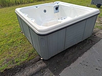 Viking spa 6 persoons jacuzzi en buitenspa - afbeelding 20 van  30