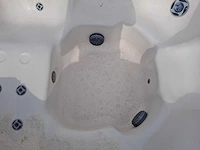 Viking spa 6 persoons jacuzzi en buitenspa - afbeelding 9 van  30
