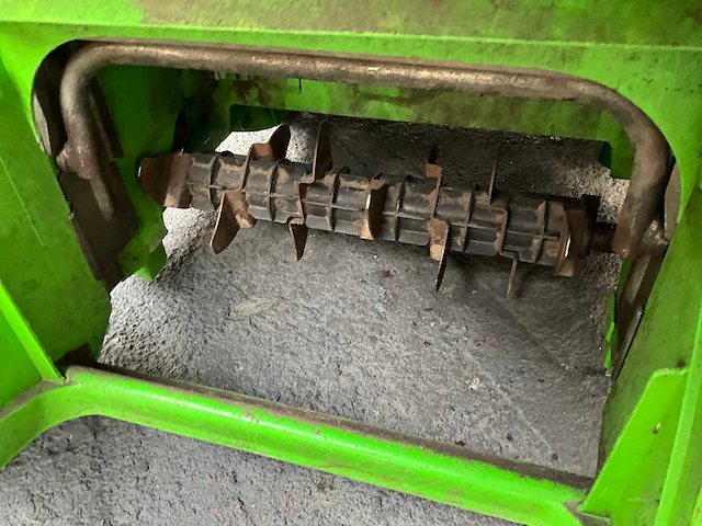 Viking verticuteermachine - afbeelding 9 van  9