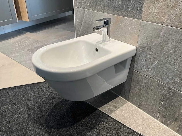 Villeroy & boch - architectura - bidet - afbeelding 1 van  6