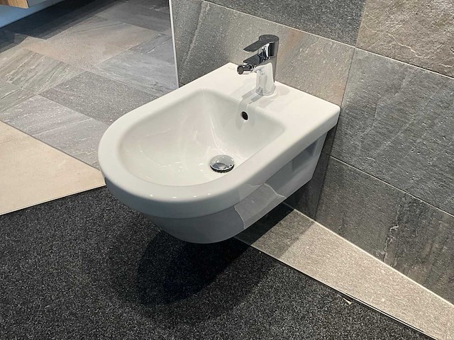 Villeroy & boch - architectura - bidet - afbeelding 2 van  6