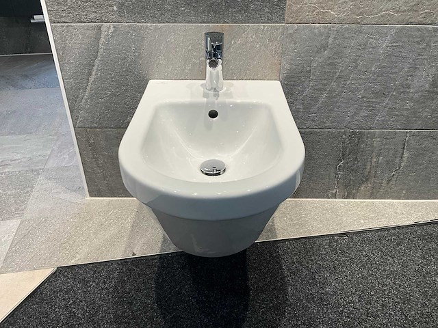 Villeroy & boch - architectura - bidet - afbeelding 3 van  6