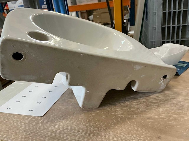 Villeroy & boch - fontein 35,5 cm - afbeelding 8 van  8
