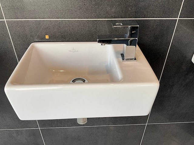 Villeroy & boch - fonteinmeubel set - afbeelding 1 van  7