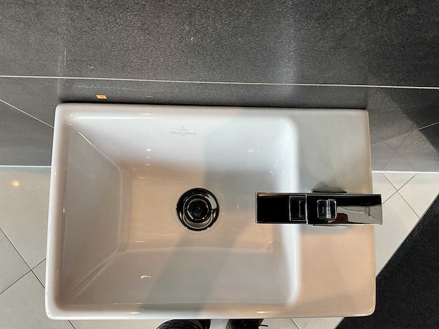Villeroy & boch - fonteinmeubel set - afbeelding 5 van  7