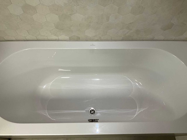 Villeroy & boch - ligbad 180 x 80 cm - afbeelding 8 van  8