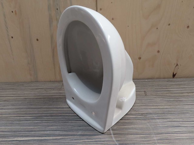 Villeroy & boch - newo - 4689r001 - toilet (8x) - afbeelding 1 van  2