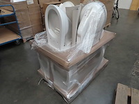 Villeroy & boch - newo - 4693r001 - toilet (10x) - afbeelding 1 van  3