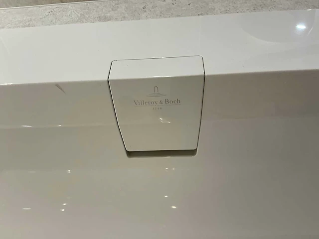 Villeroy & boch - squaro edge - ligbad 180 cm - afbeelding 6 van  9