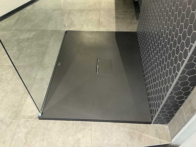 Villeroy & boch - squaro infinity - douchebak 120 x 90 cm - afbeelding 4 van  9