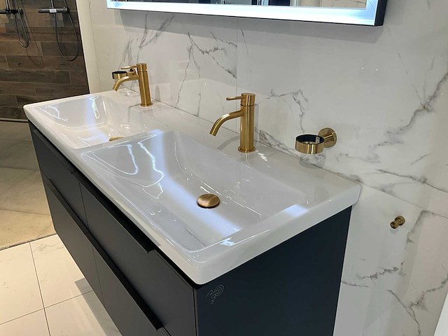 Villeroy & boch - subway 3.0 - badmeubelset 130 cm - afbeelding 3 van  19