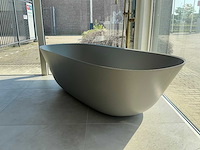 Villeroy & boch - theano - vrijstaand bad - afbeelding 1 van  8