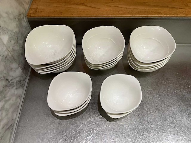 Villeroy & boch - vapiano - partij serveerkommen - afbeelding 2 van  3