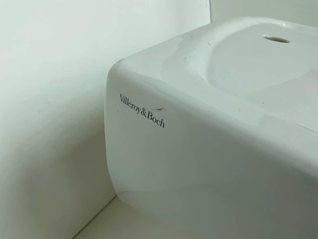 Villeroy & boch - wastafel - afbeelding 3 van  3