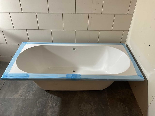 Villeroy & boch - zitbad 190 x 90 cm - afbeelding 1 van  5