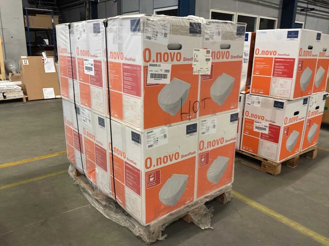 Villeroy & boch 0.novo toilet met toilet bril softclose toilet (12x) - afbeelding 4 van  5