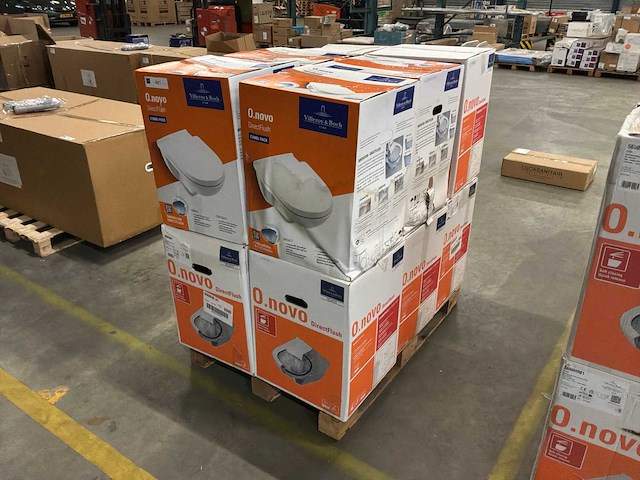 Villeroy & boch 0.novo toilet met toilet bril softclose toilet (12x) - afbeelding 1 van  6