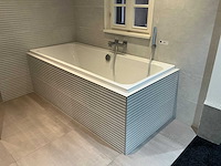 Villeroy & boch architectura wand/hoekbad - afbeelding 1 van  4