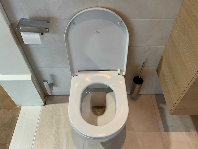 Villeroy & boch avento wandcloset - afbeelding 3 van  7