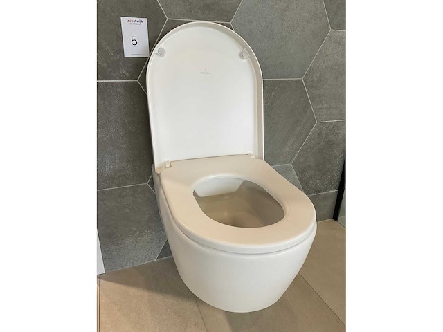 Villeroy & boch avento wandcloset - afbeelding 2 van  4