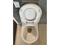 Villeroy & boch avento wandcloset - afbeelding 4 van  4