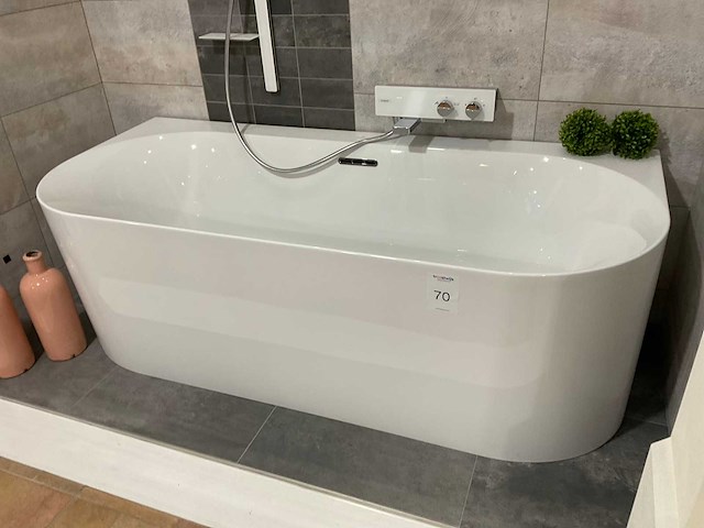 Villeroy & boch b2w loop & friends ligbad - afbeelding 3 van  6