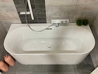 Villeroy & boch b2w loop & friends ligbad - afbeelding 4 van  6